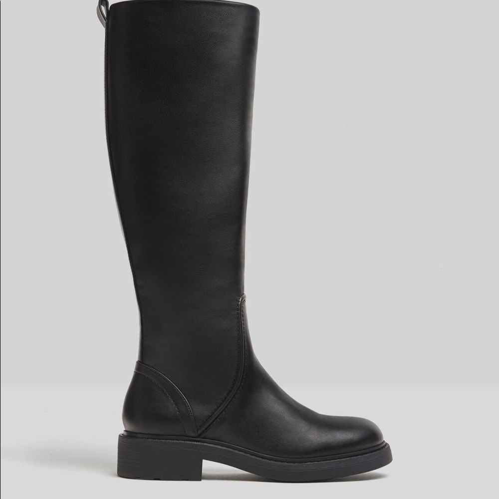 NWOT. Bershka Black Low Heel Boots. Size 8.